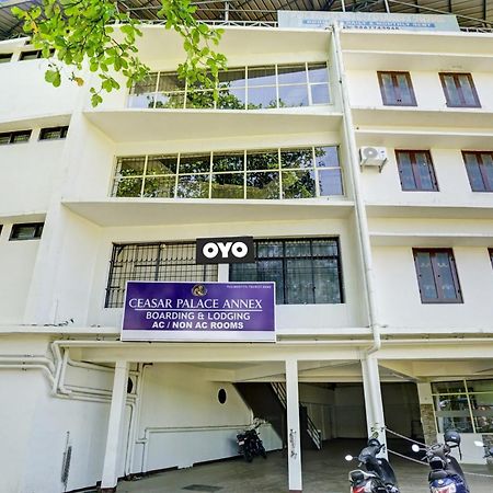 Super Hotel O Ceasar Palace Annex Thodupuzha Экстерьер фото